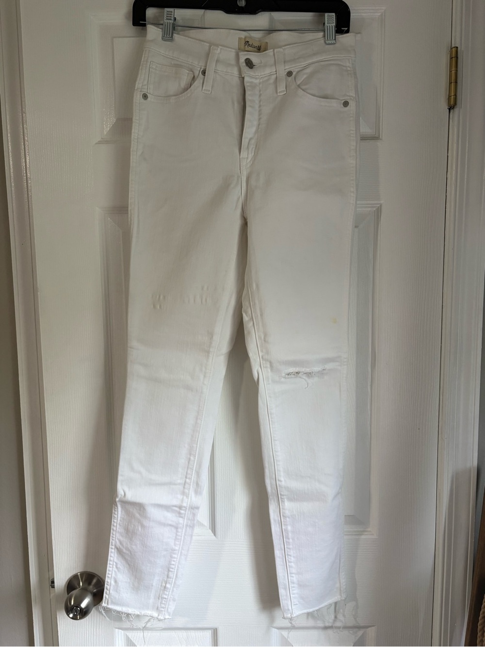 Madewell White Skinny Jeans with Subtle Knee Distress